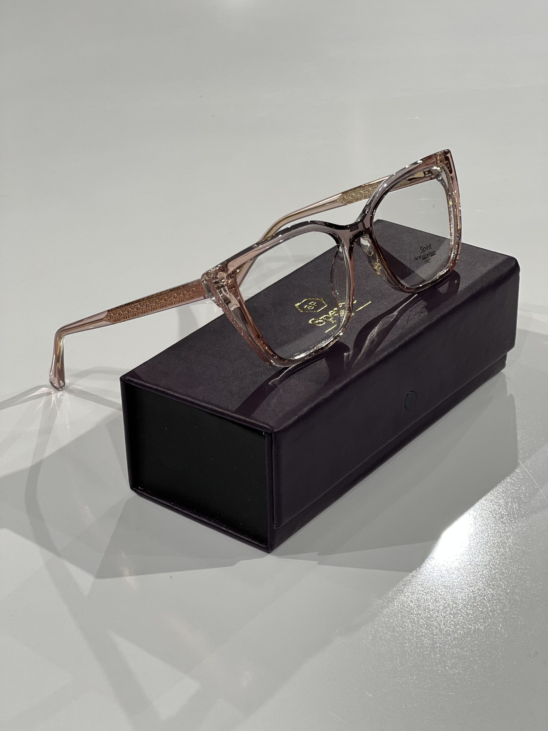 عینک کد 80 - تصویر 4