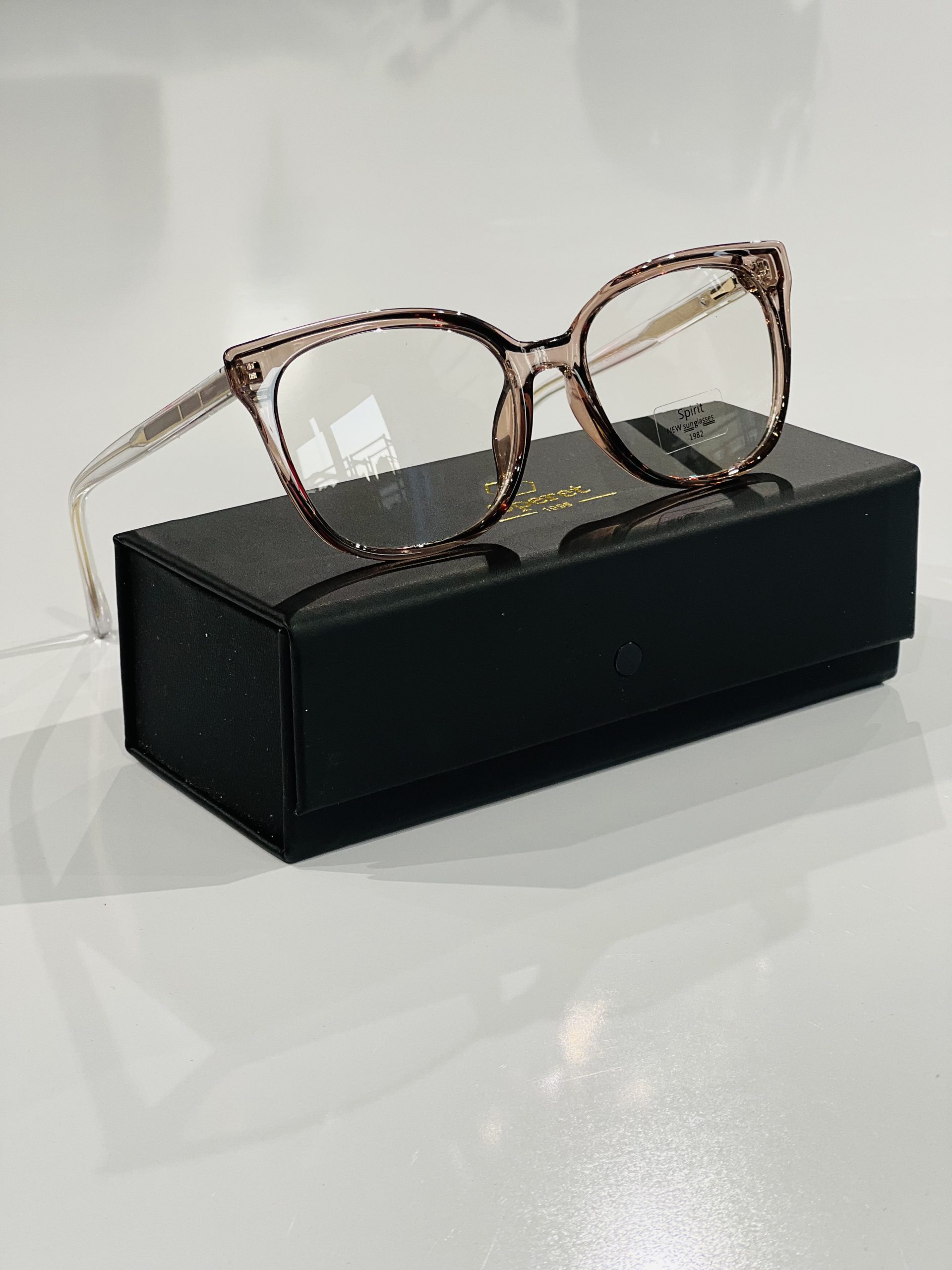 عینک کد 83 - تصویر 3