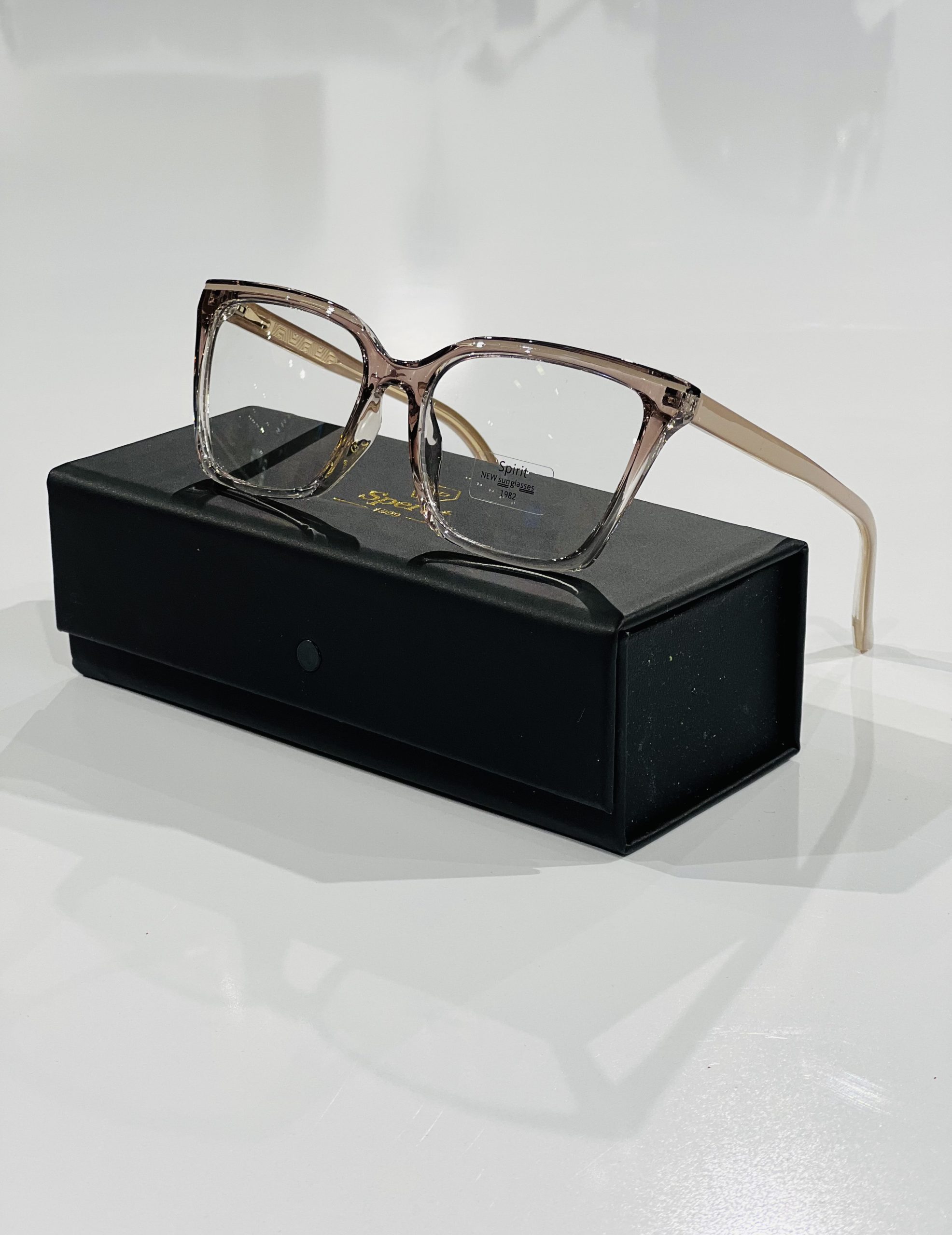 عینک کد 85 - تصویر 10