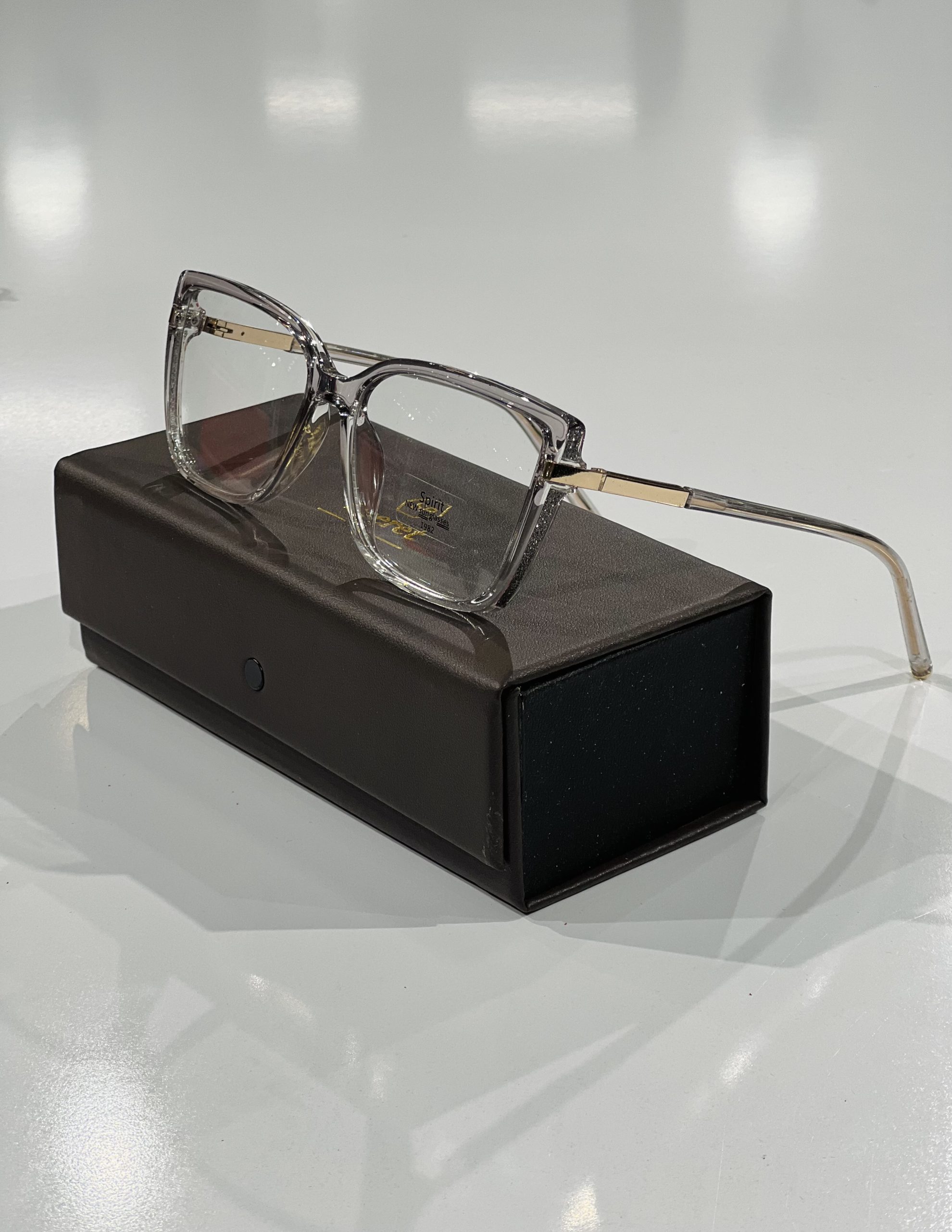 عینک کد 94 - تصویر 3