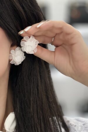 گوشواره گل شیشه ای